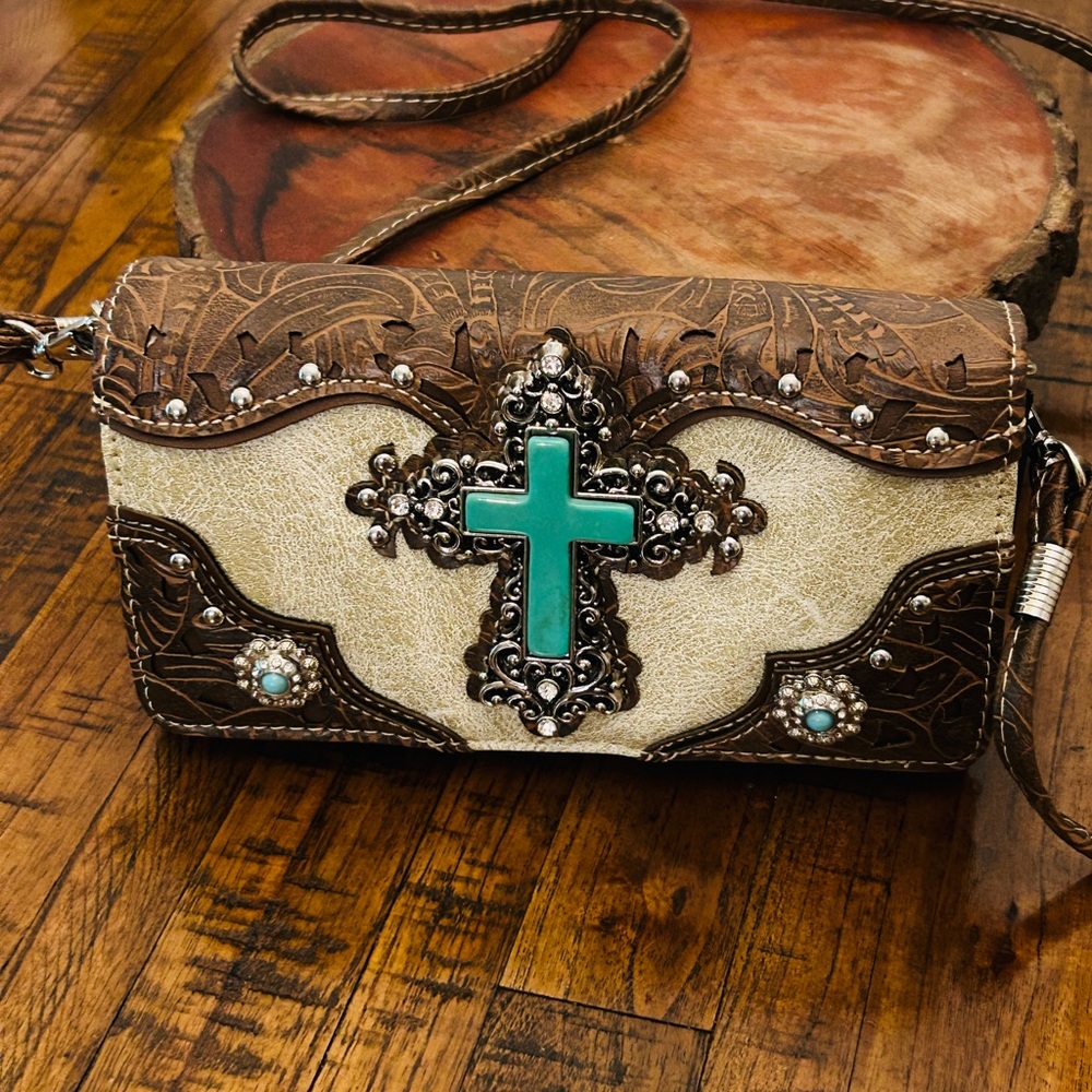 Western Turquoise Cross Crossbody Bag - Brown & Cream